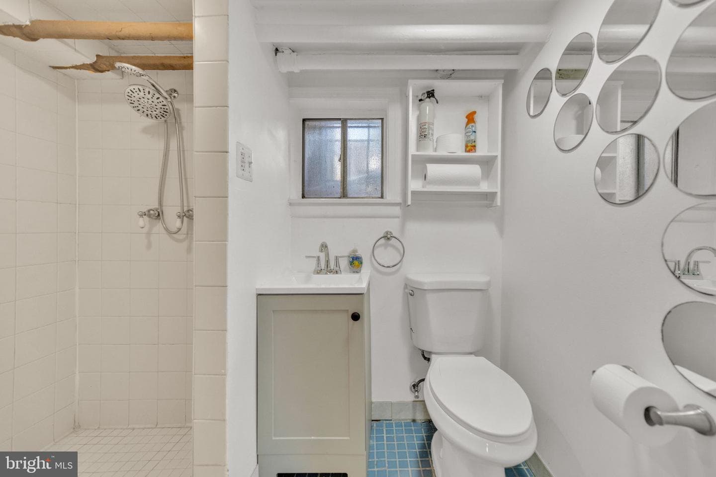 1118 Staples Street NE photo 24