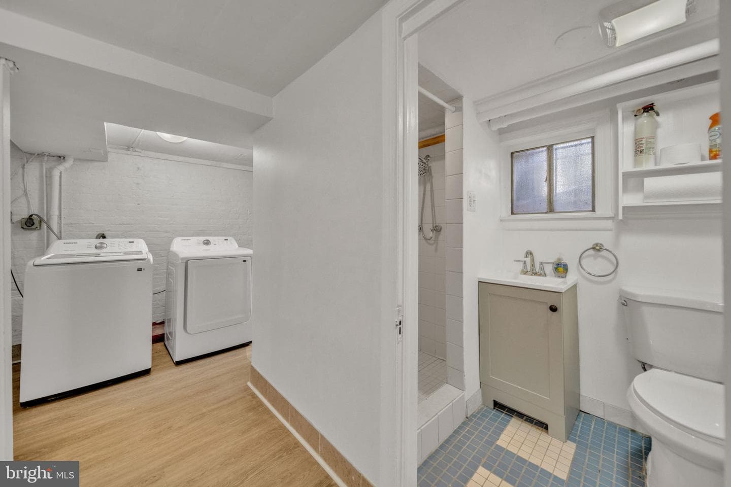 1118 Staples Street NE photo 25