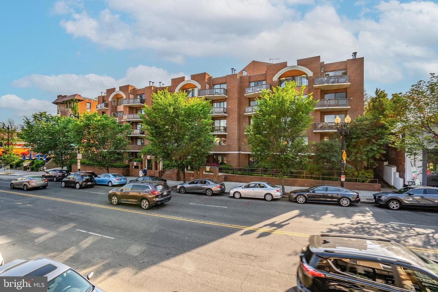 2320 Wisconsin Avenue NW #216
