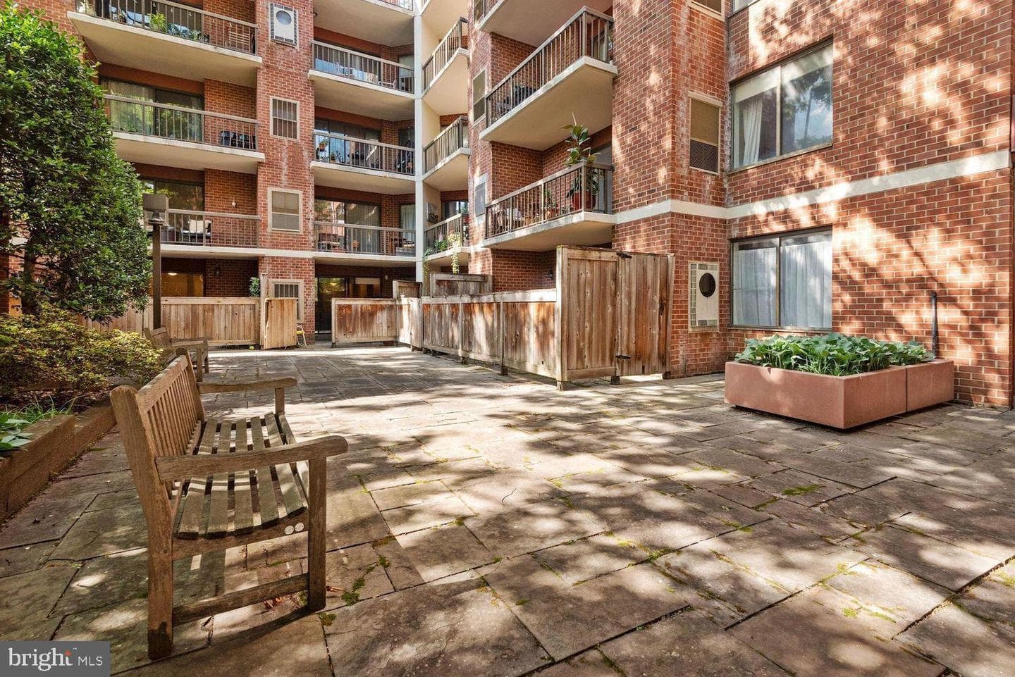 2320 Wisconsin Avenue NW #216 photo 27