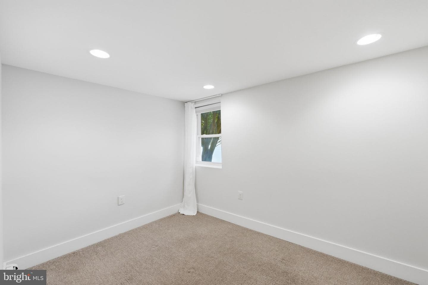 2211 R Street SE photo 34