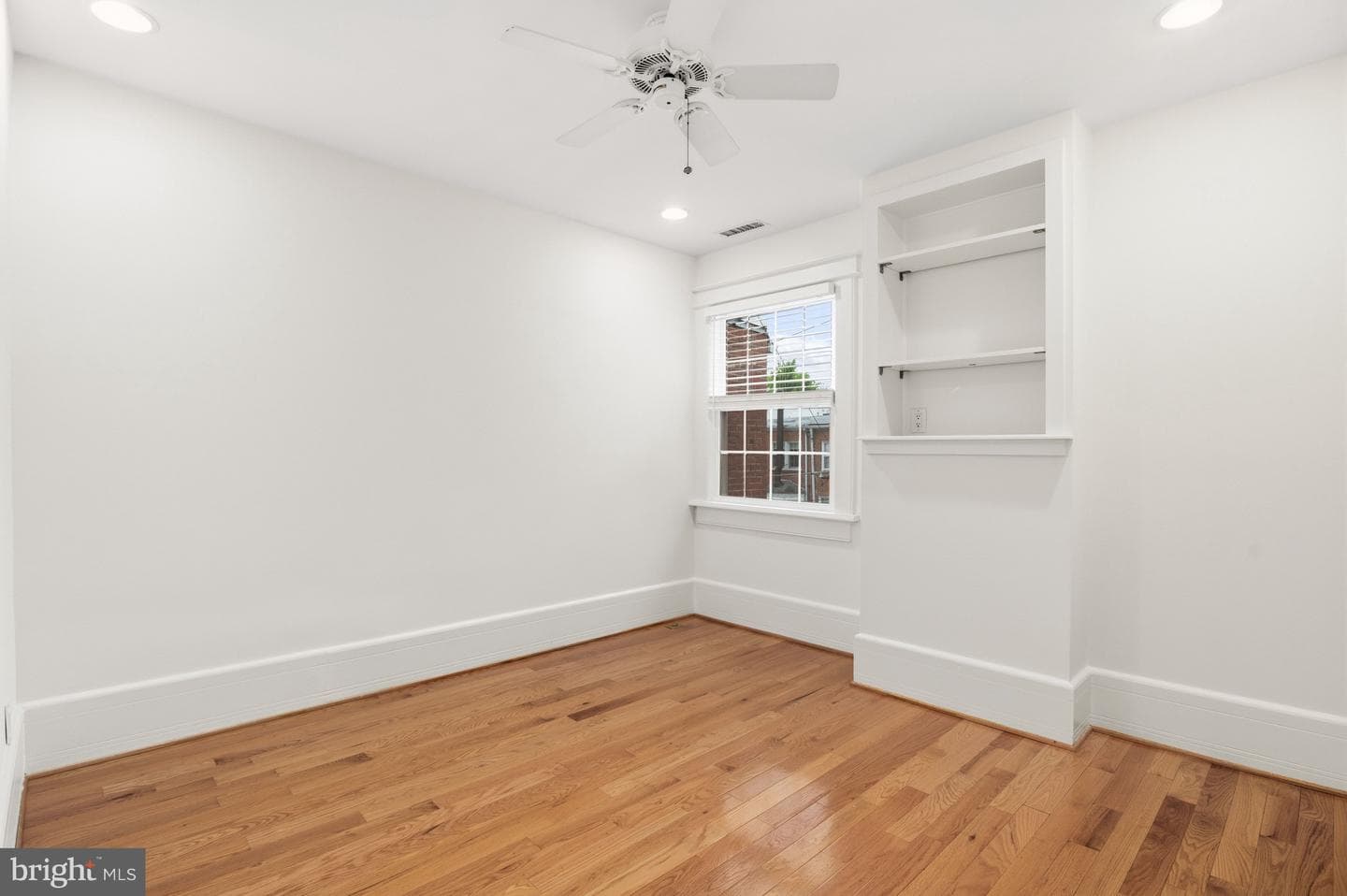 2442 39th Street NW photo 17