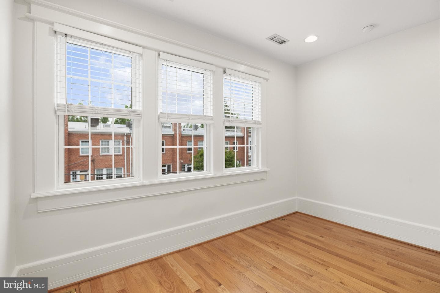 2442 39th Street NW photo 20