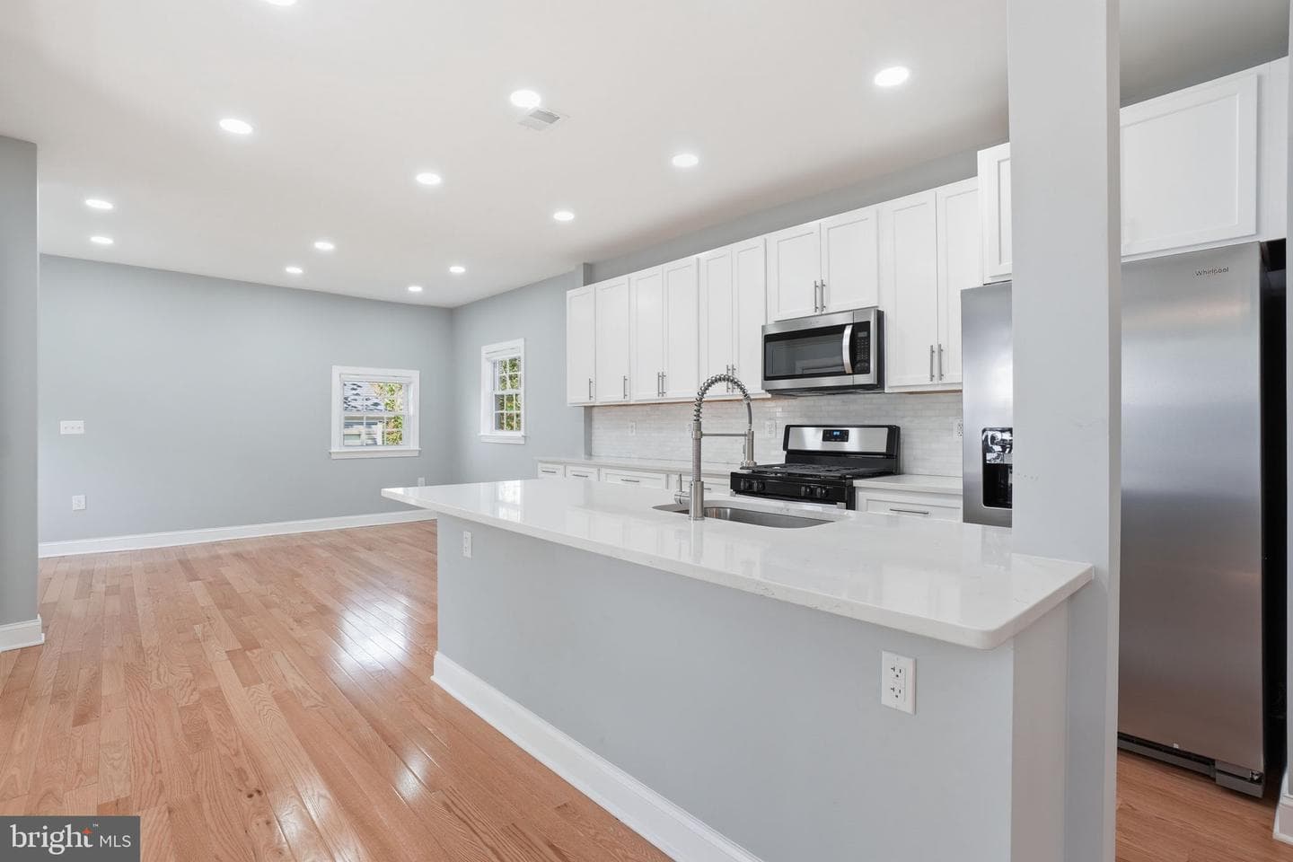 3337 5th Street SE photo 9