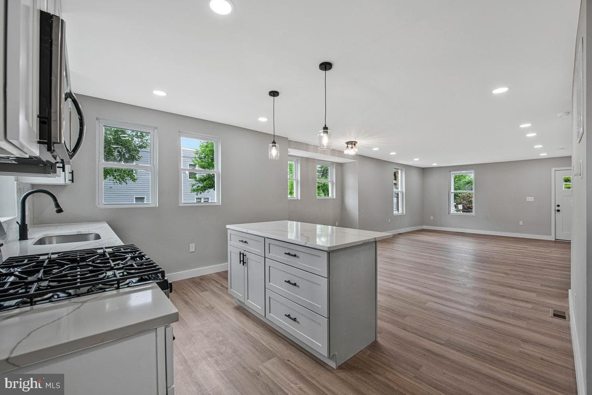 823 46th Street NE photo 16