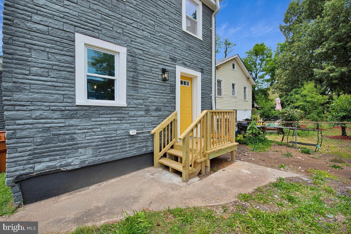 823 46th Street NE photo 43
