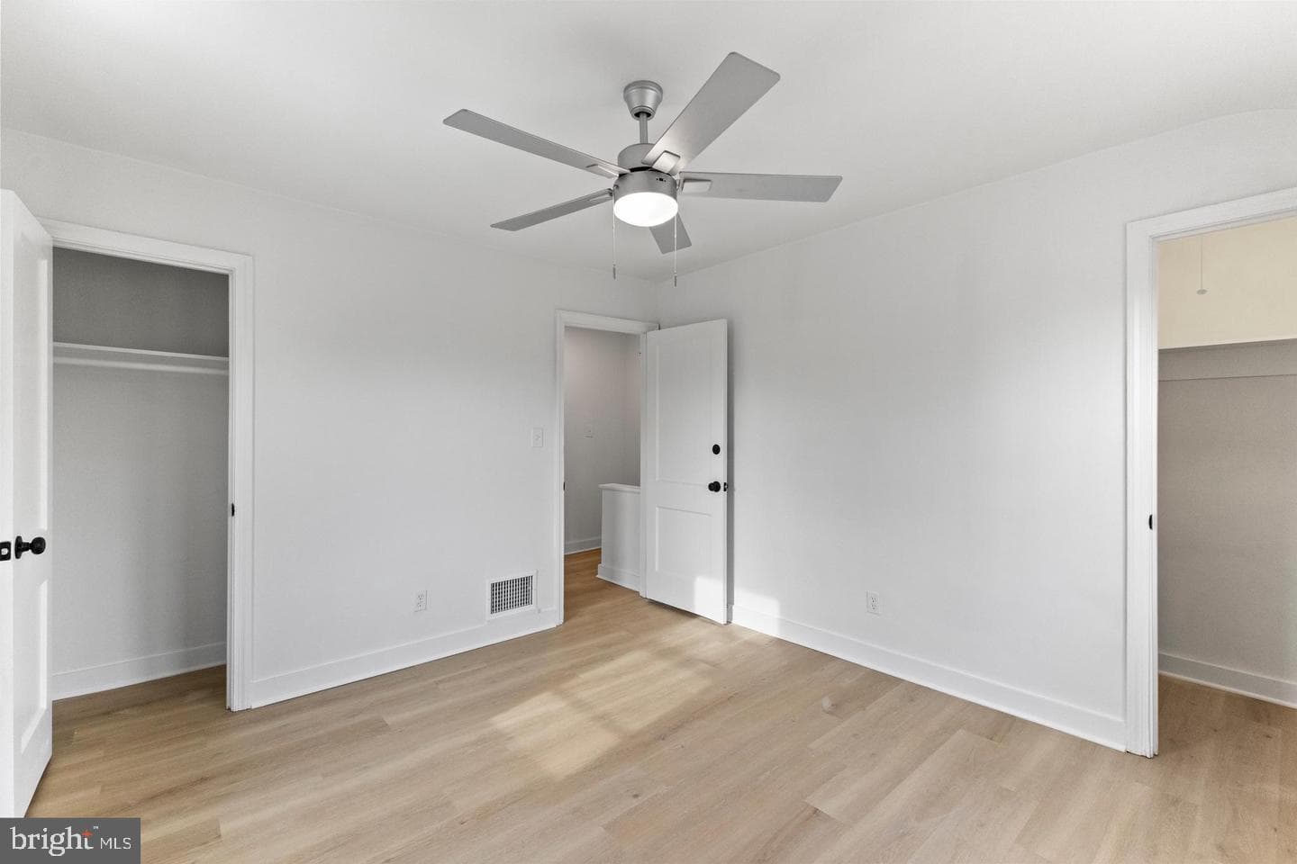 210 62nd Street NE photo 14