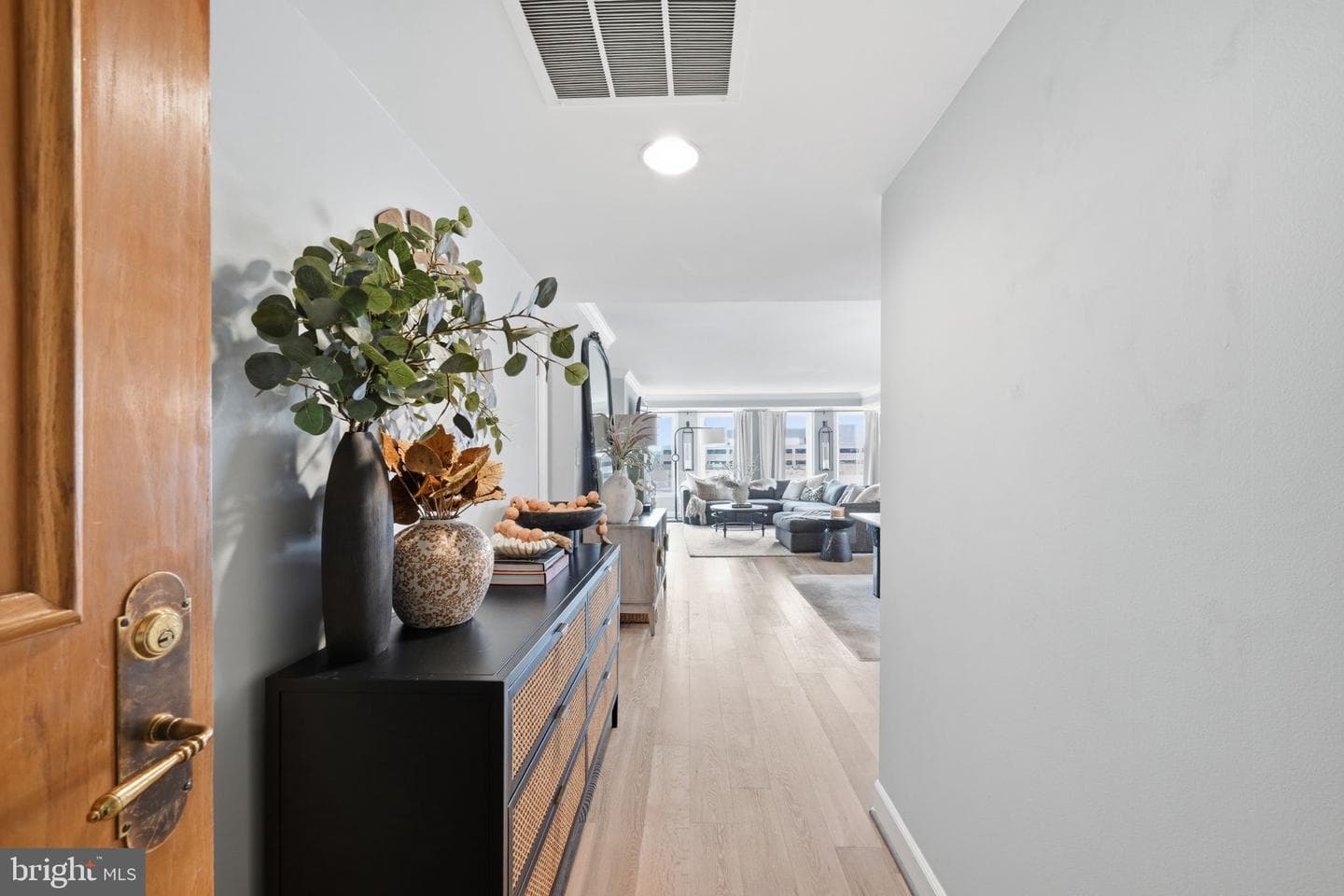 1080 Wisconsin Avenue NW #3016 photo 2