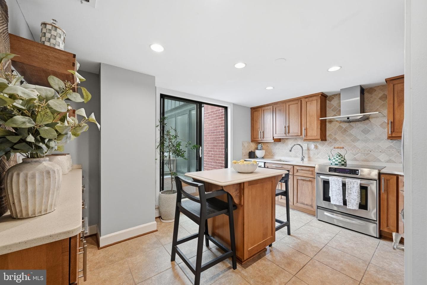 1080 Wisconsin Avenue NW #3016 photo 8