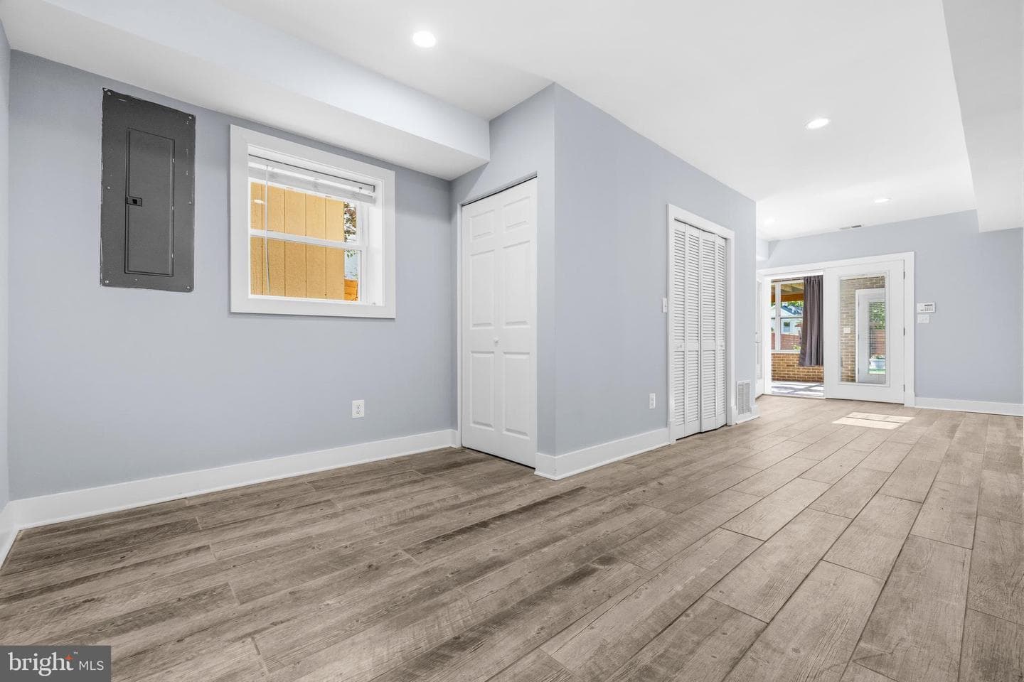 1608 Kearny Street NE photo 37