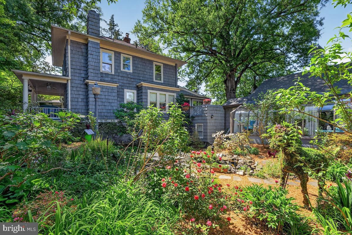 5420 Macarthur Boulevard NW, Washington