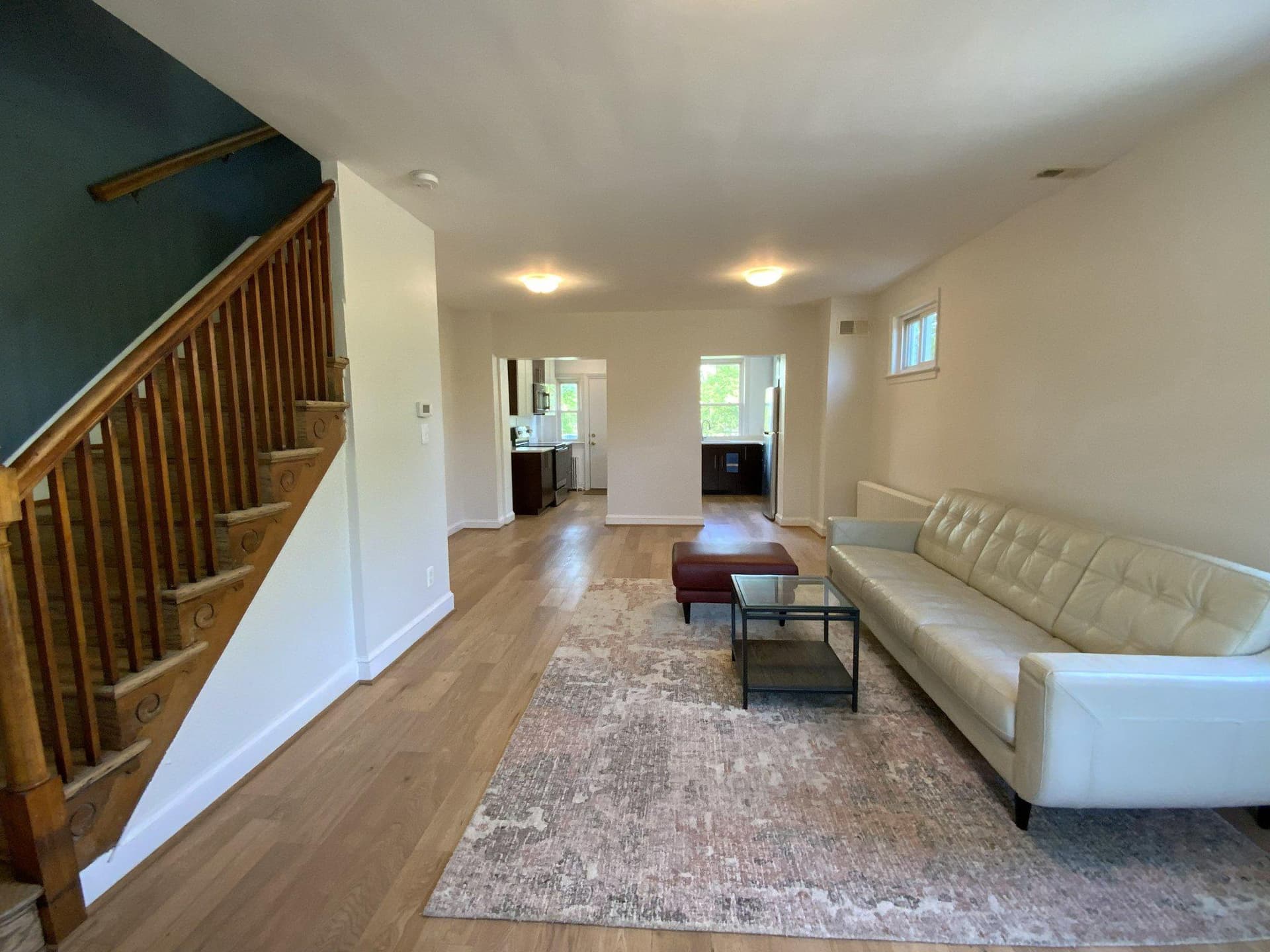 1772 E Street NE photo 4