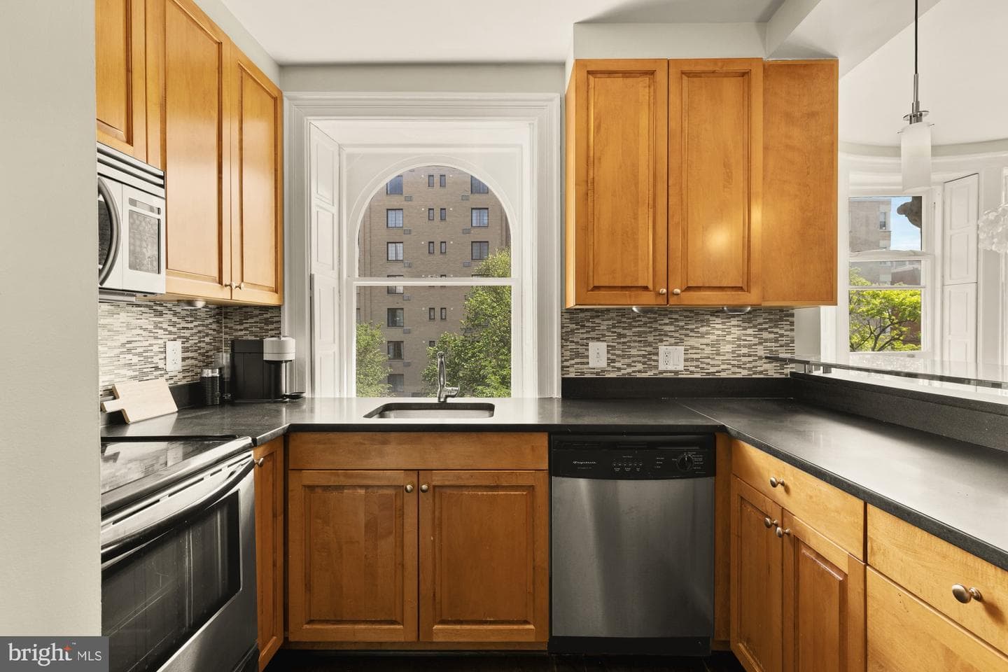 1730 New Hampshire Avenue NW #16 photo 13