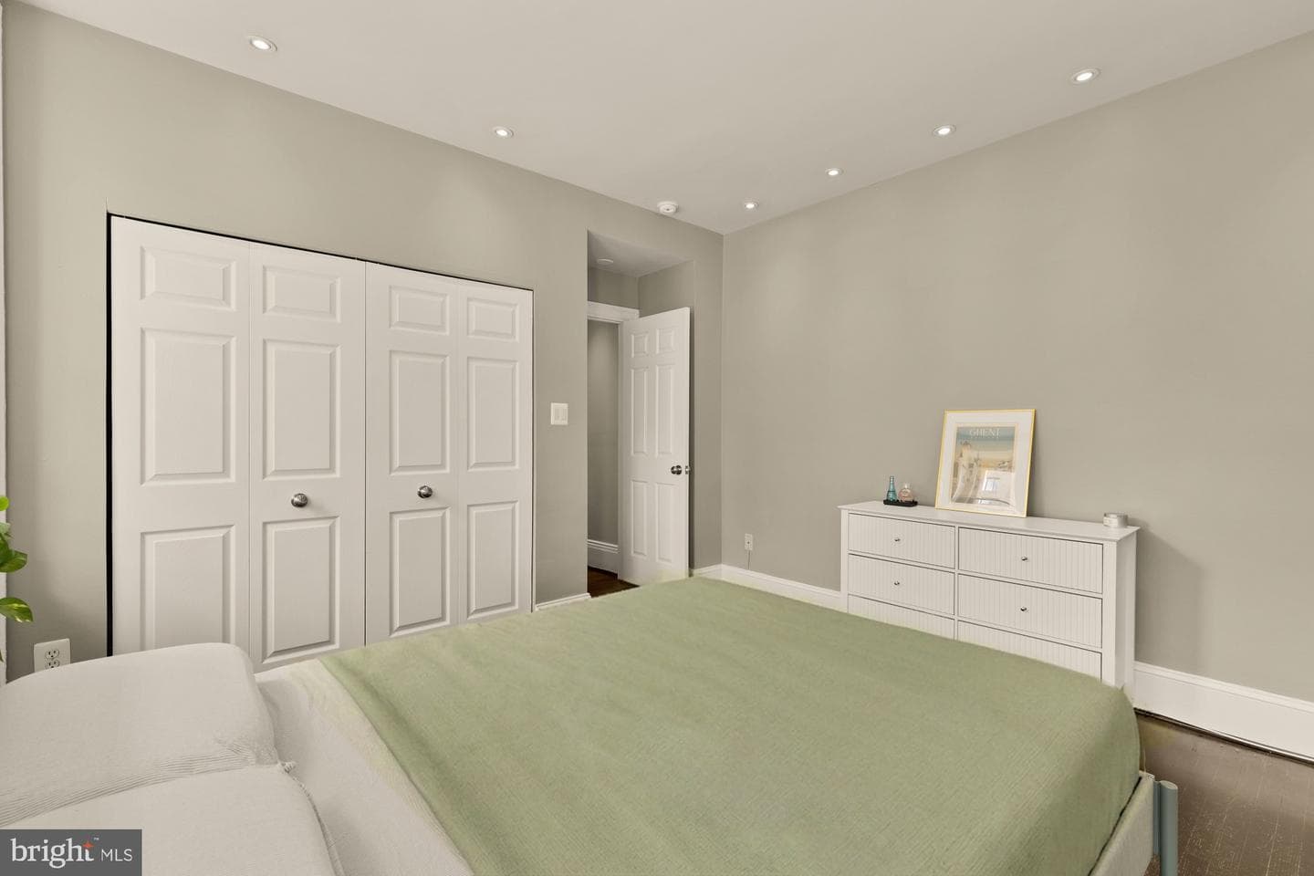 1730 New Hampshire Avenue NW #16 photo 18