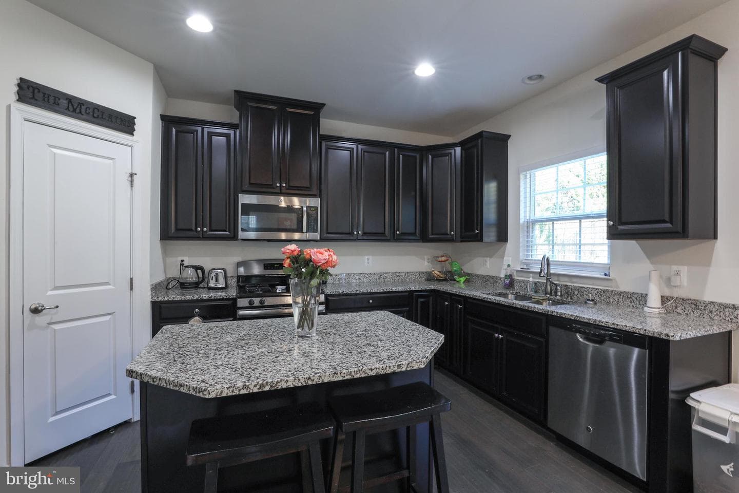 1024 Cook Drive SE, Washington