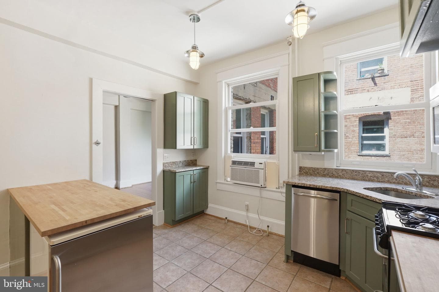 1736 Columbia Road NW #307 photo 11
