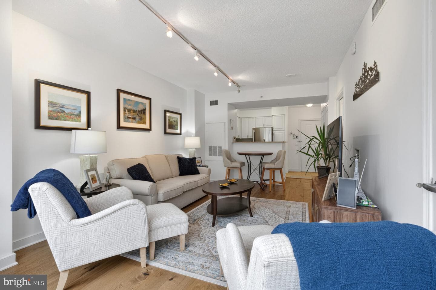 555 Massachusetts Avenue NW #506 photo 7