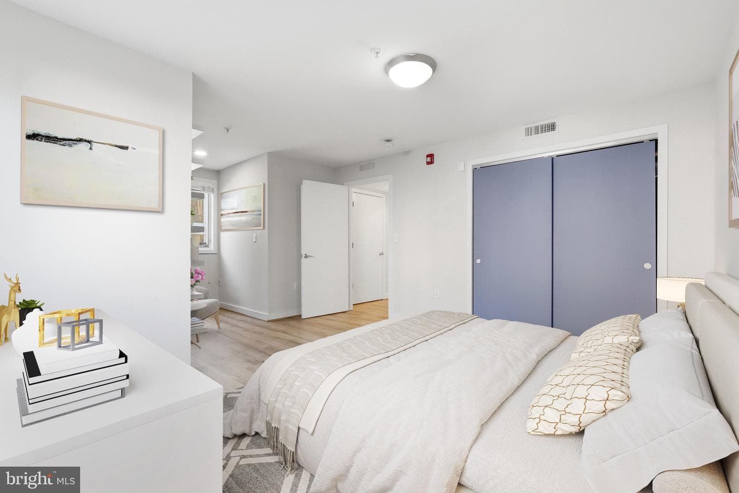 1423 Newton Street NW #104 photo 31