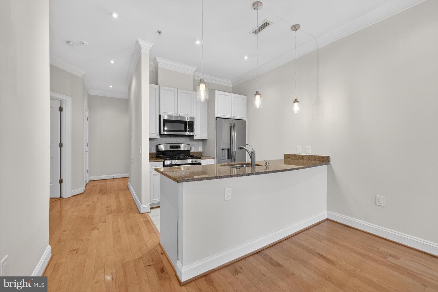 1210 R Street NW #215 photo 7