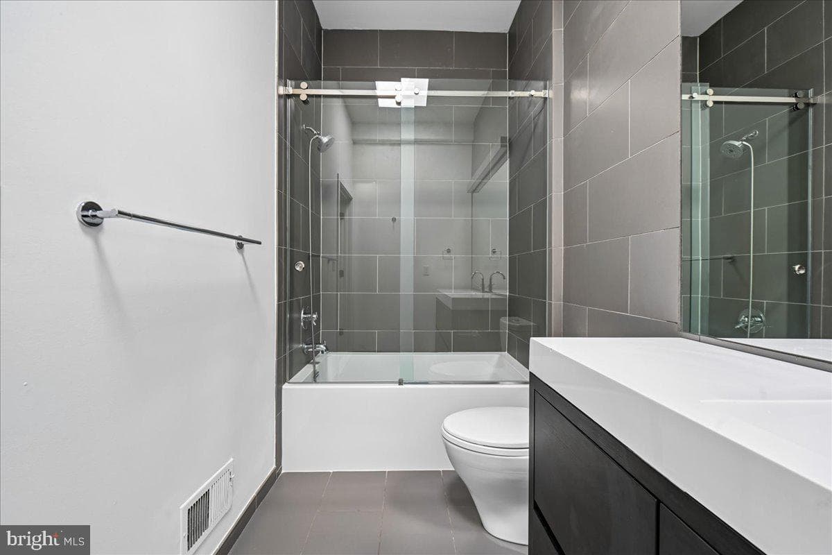1111 W Street NW #12 photo 33