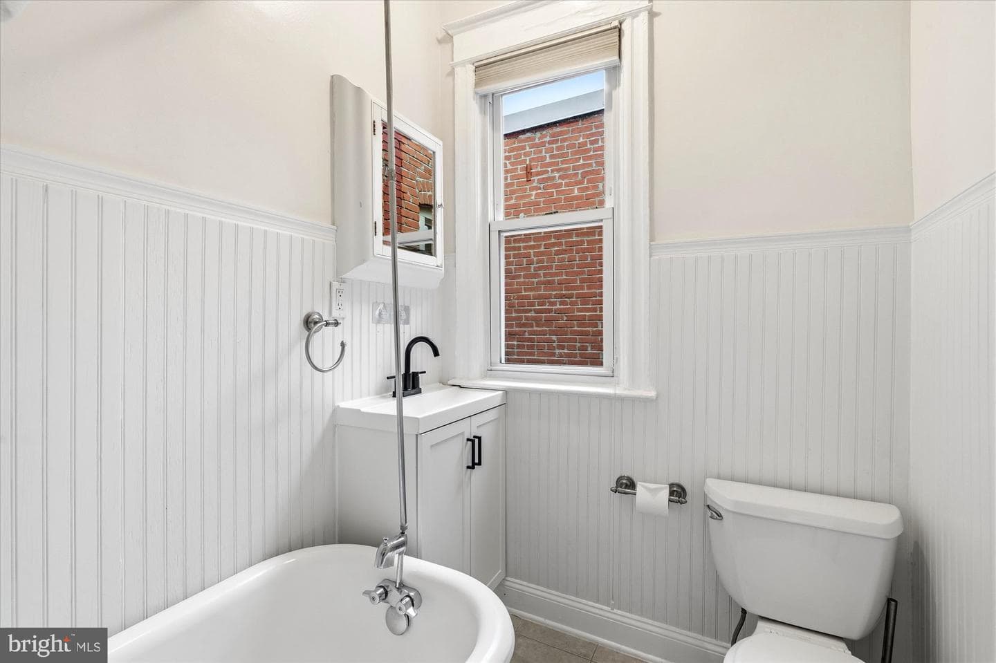 1032 Kenyon Street NW photo 20