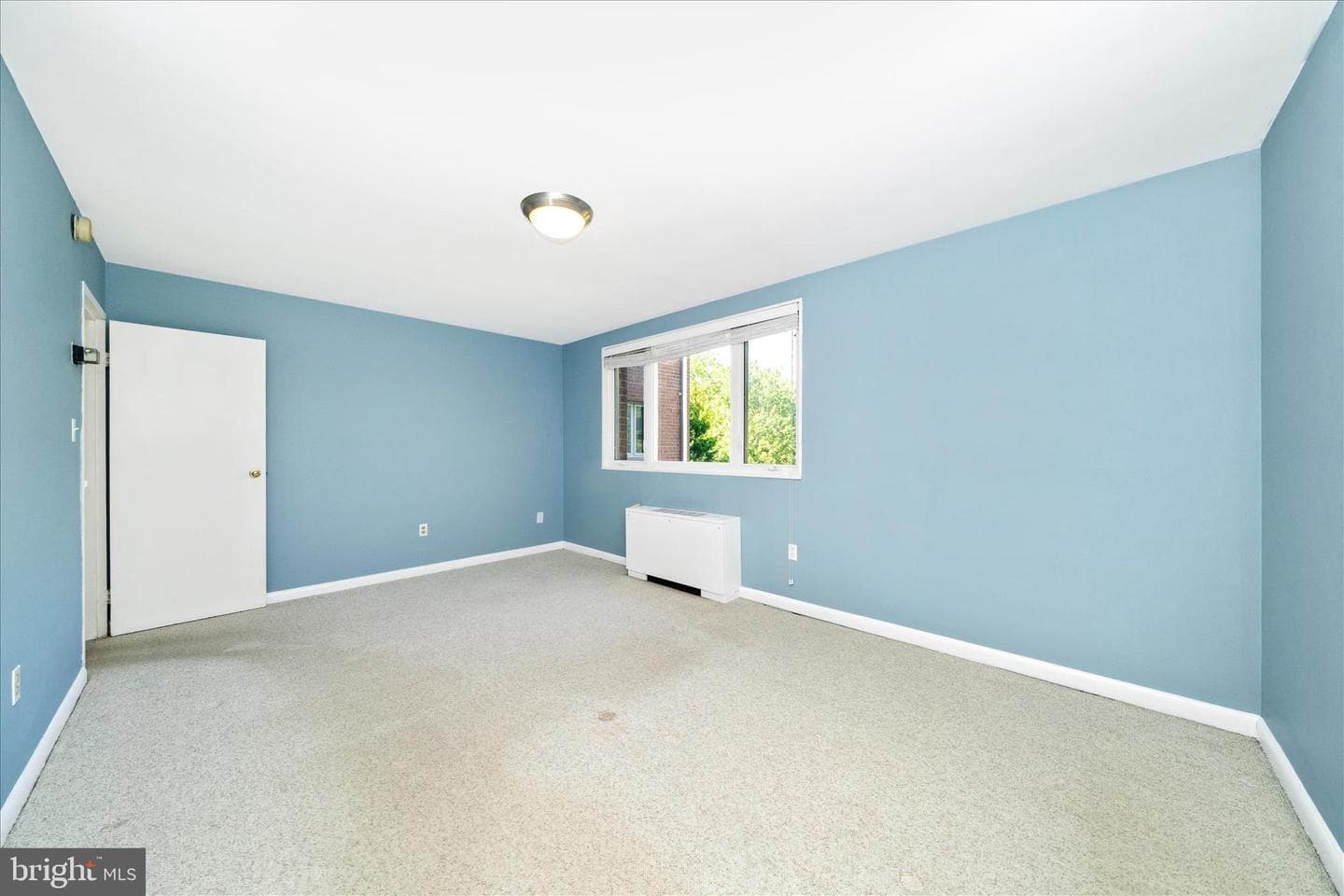 2400 NW 41st Street NW #403 photo 20