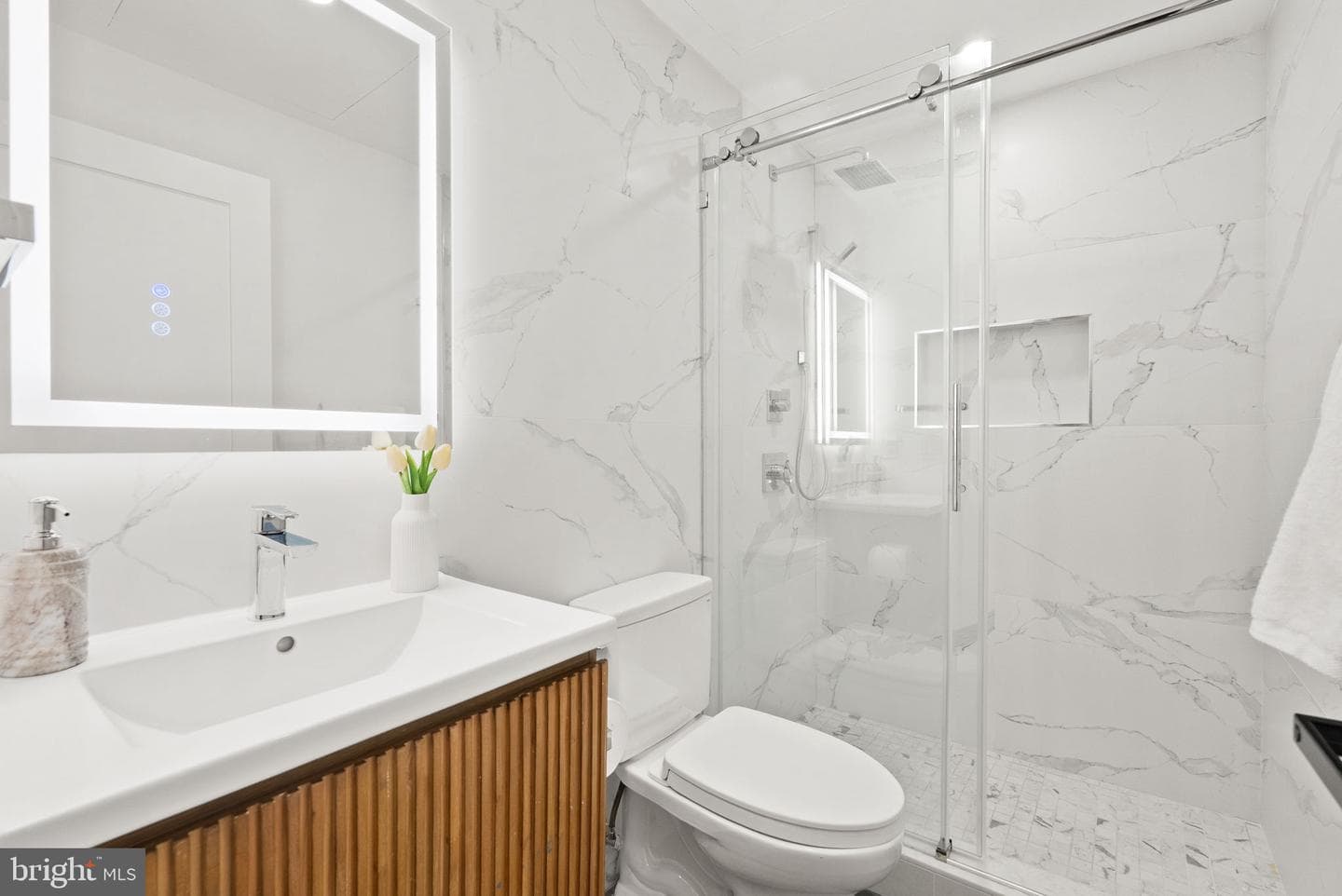 2517 Ontario Road NW #3 photo 12