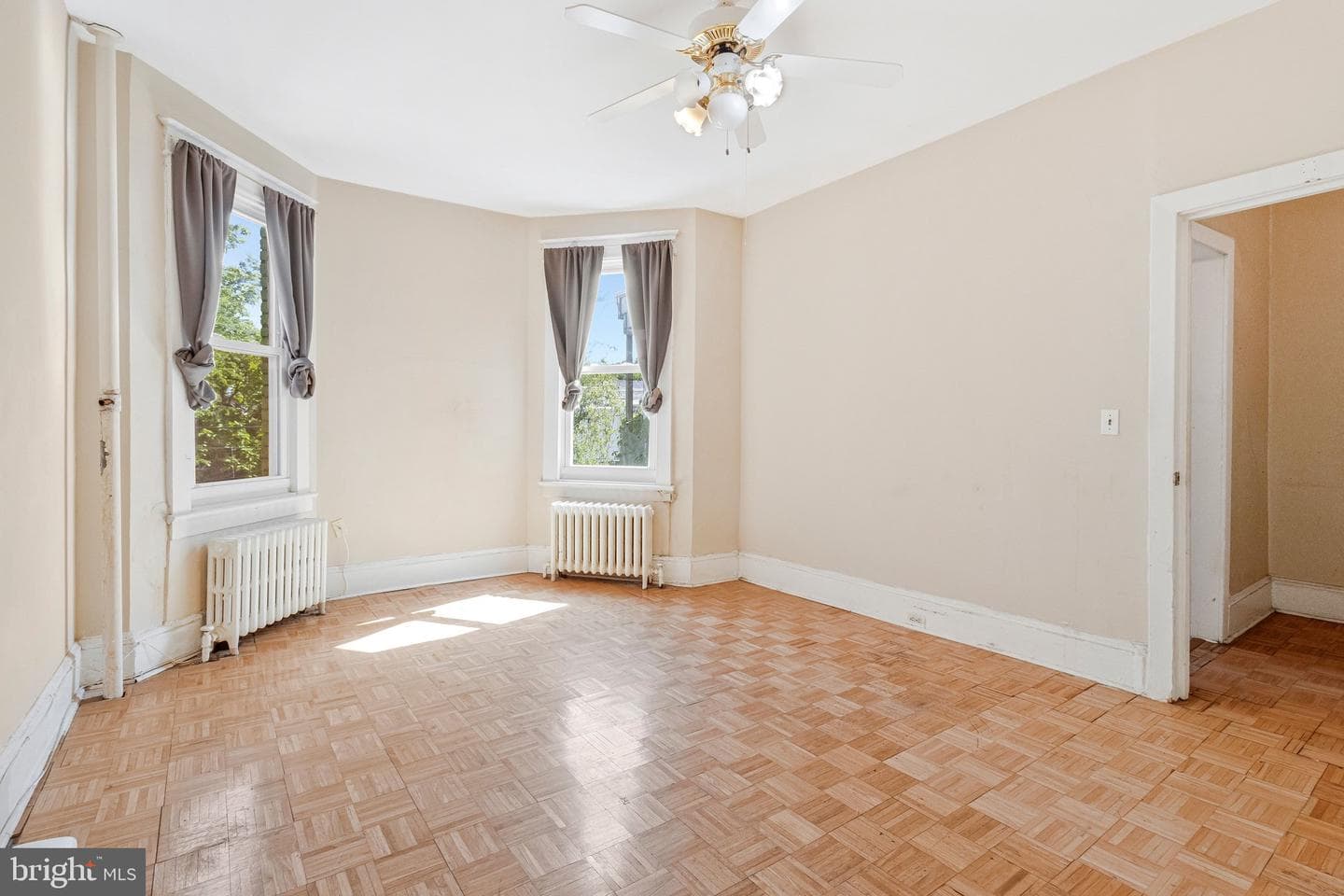 634 Irving Street NW photo 27