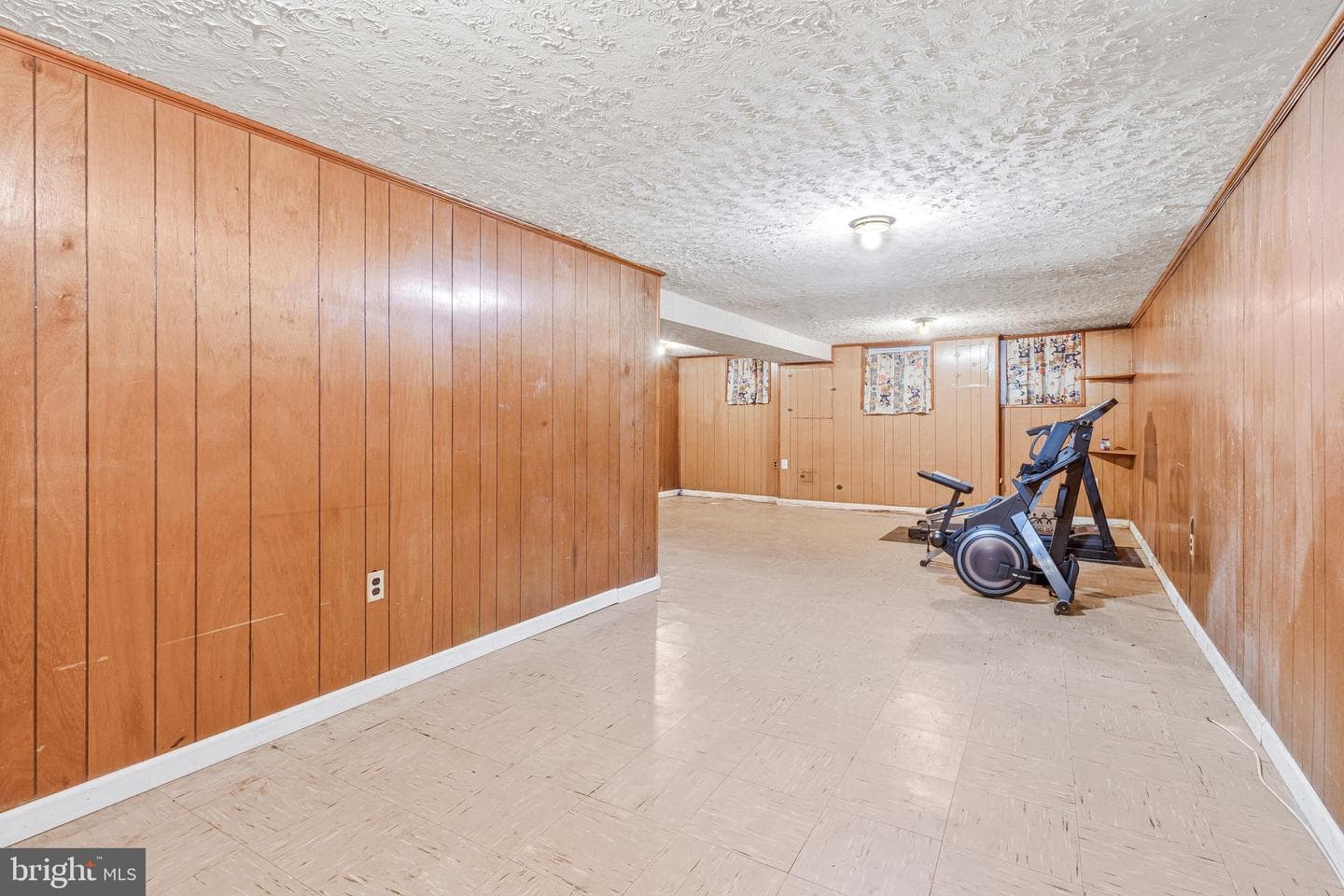 634 Irving Street NW photo 36