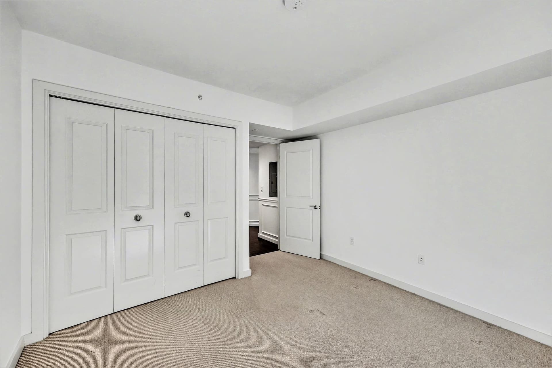 1025 1st Street SE #906 photo 20