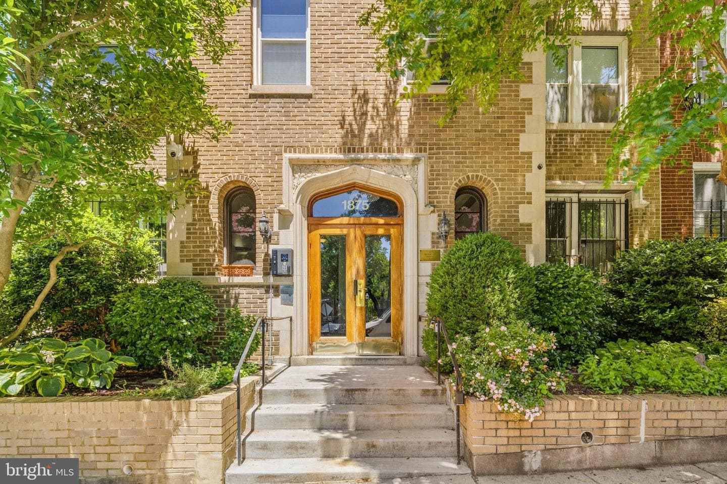 1875 Mintwood Place NW #36 photo 3