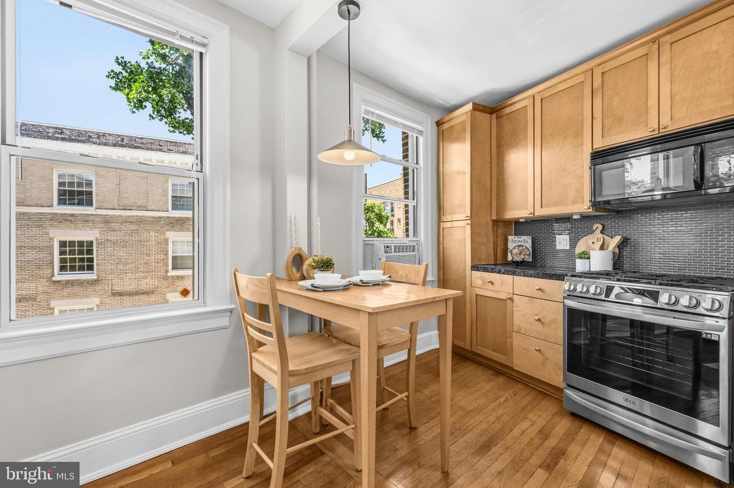 1875 Mintwood Place NW #36 photo 7