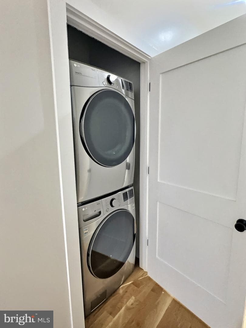 1420 Staples Street NE #1 photo 19