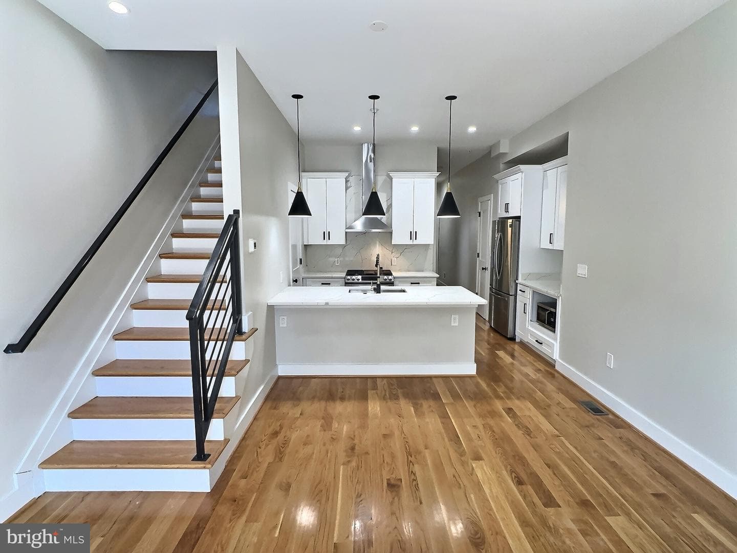 1420 Staples Street NE #1 photo 5