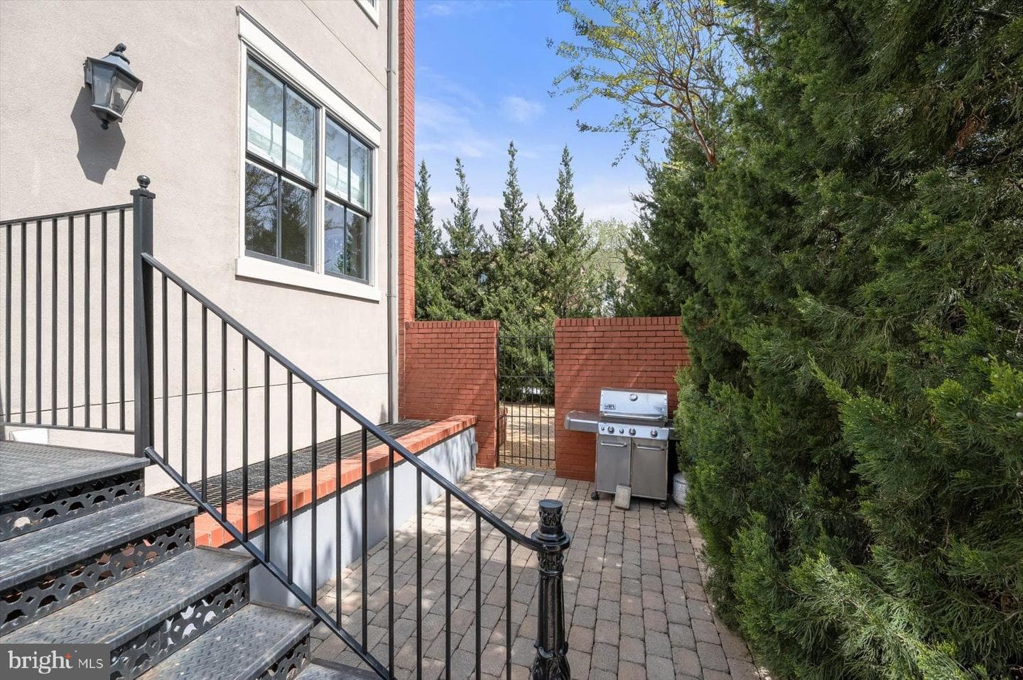 419 G Street SE photo 44