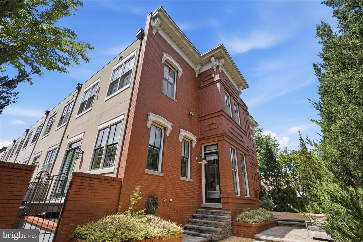 419 G Street SE photo 75