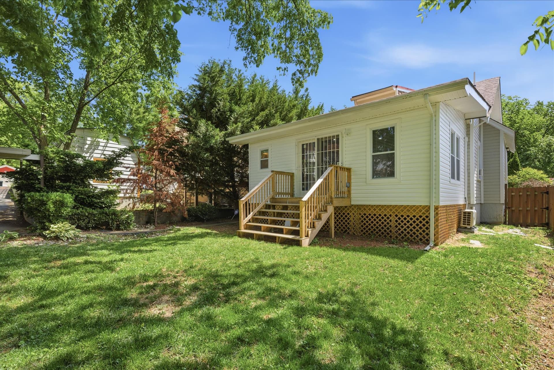 203 Peabody Street NW photo 50