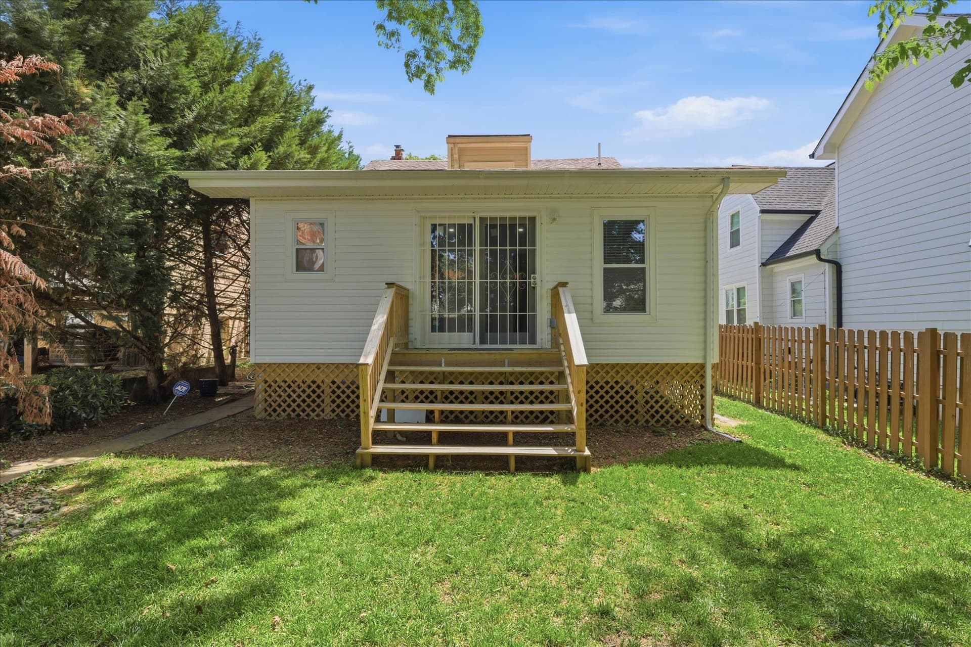 203 Peabody Street NW photo 52