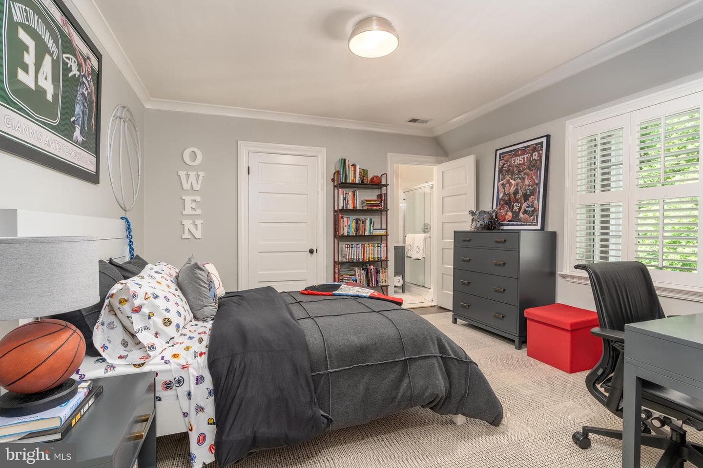 4921 Quebec Street NW photo 30