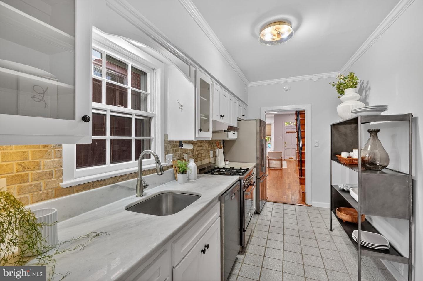 142 D Street SE photo 11