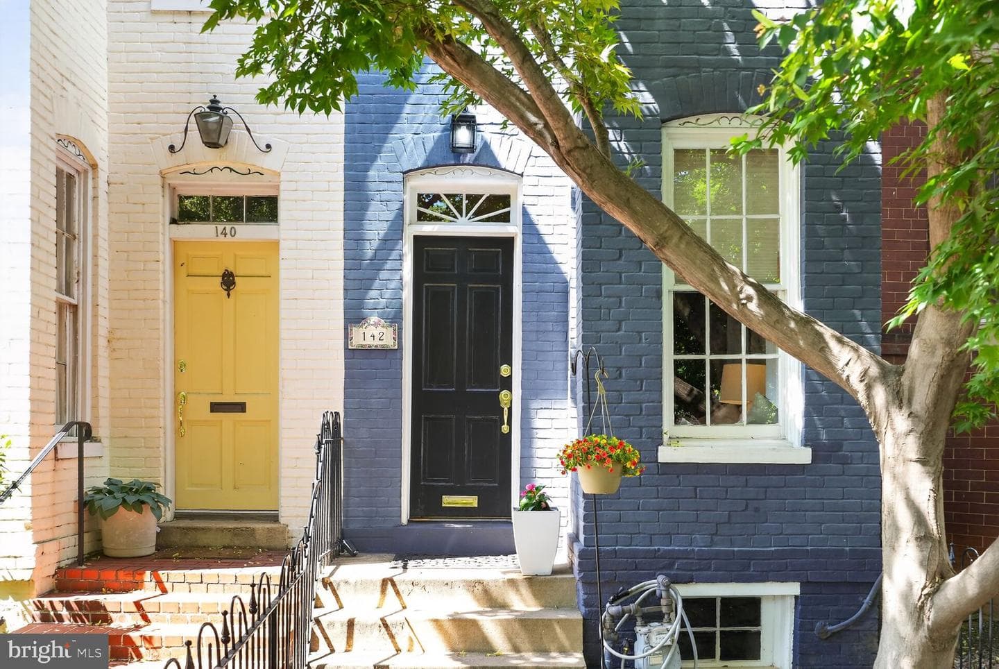 142 D Street SE photo 3