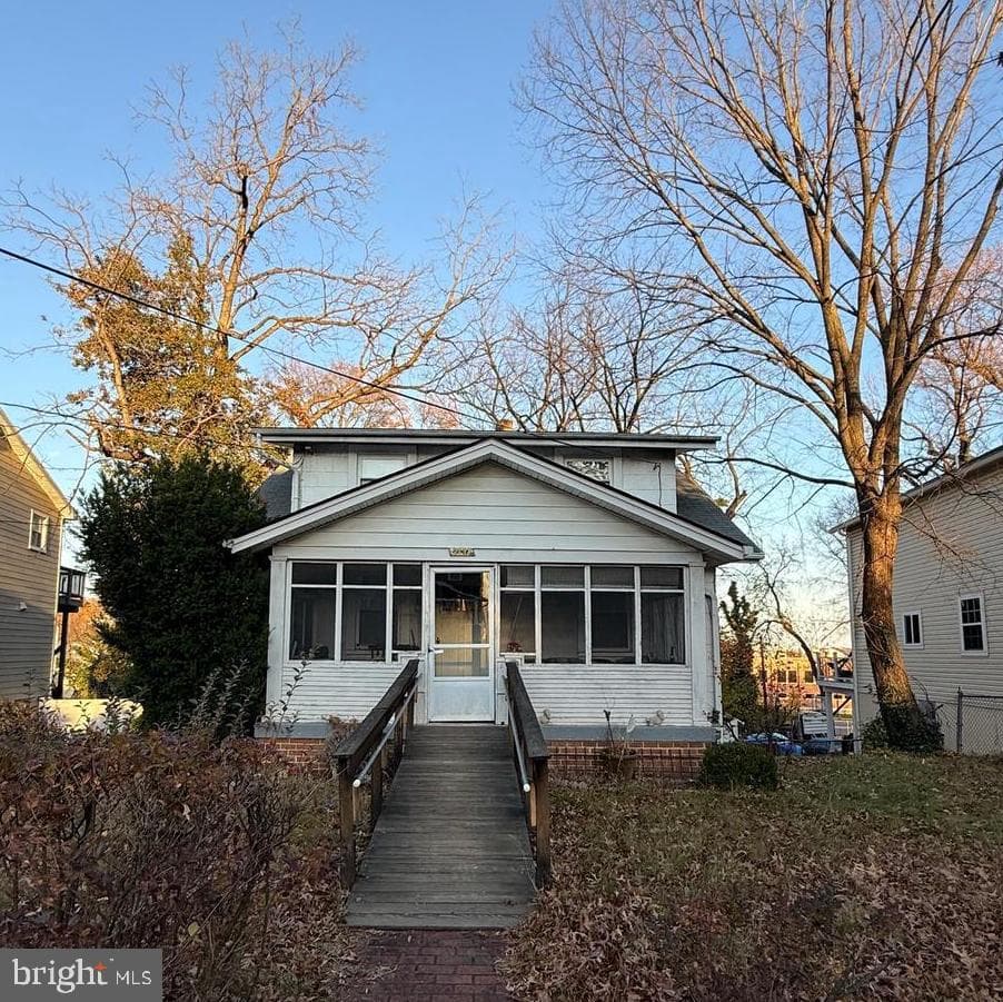 2137 30th Street NE, Washington