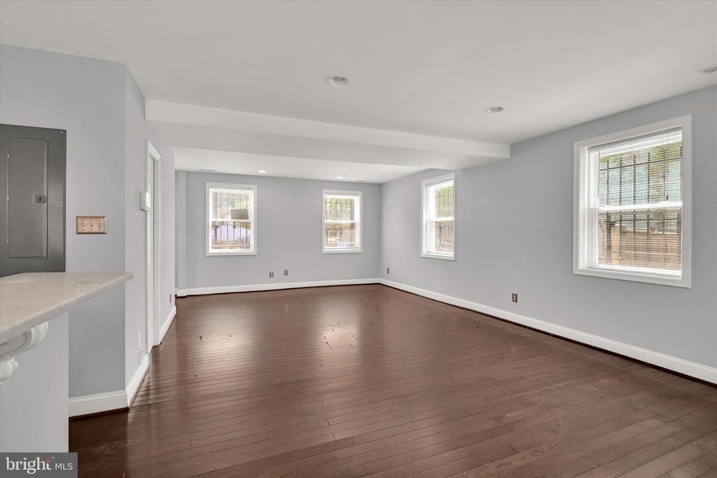 2336 Payne Terrace SE photo 7