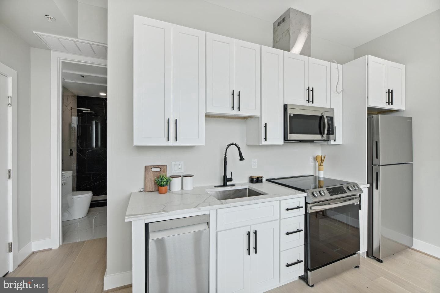 2213 M Street NE #7 photo 3