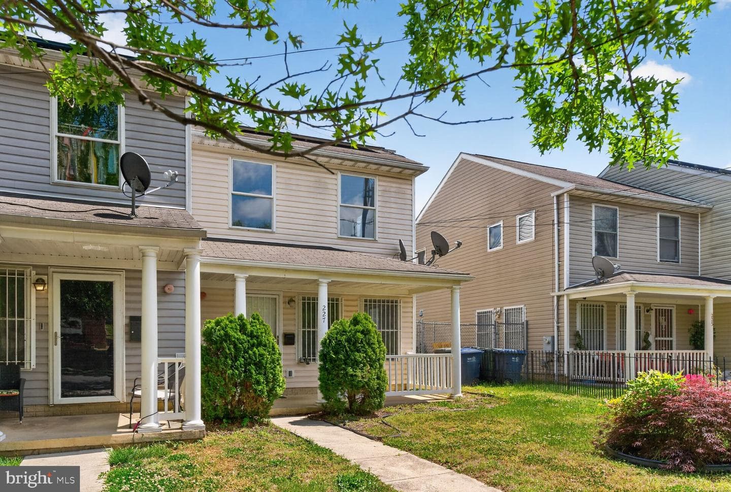 227 54th Street NE photo 3