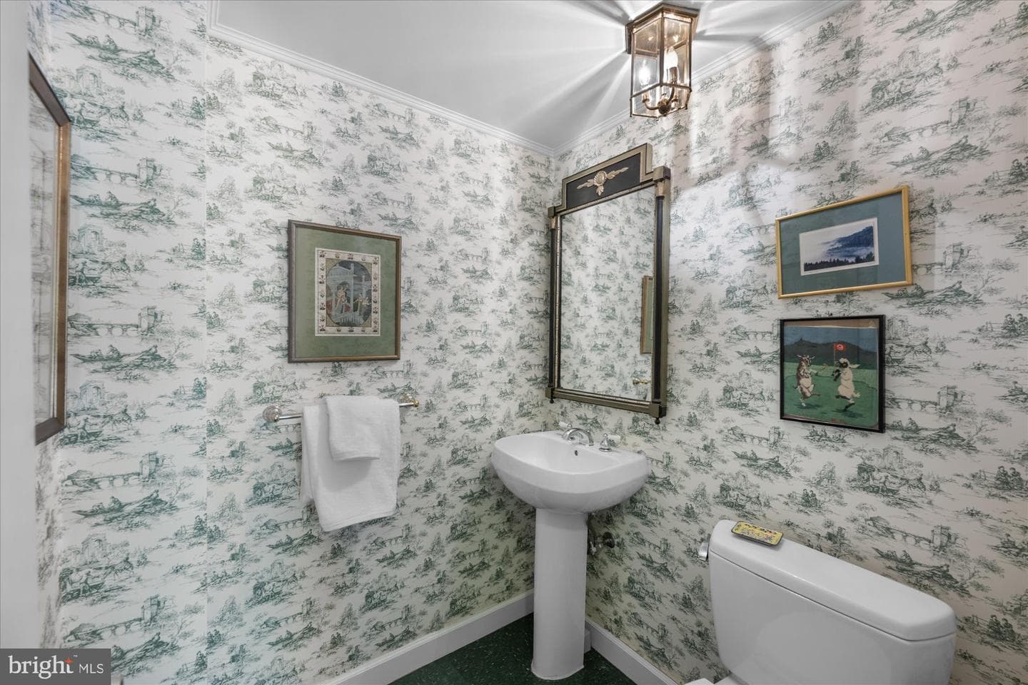 4100 Cathedral Avenue NW #717 photo 21