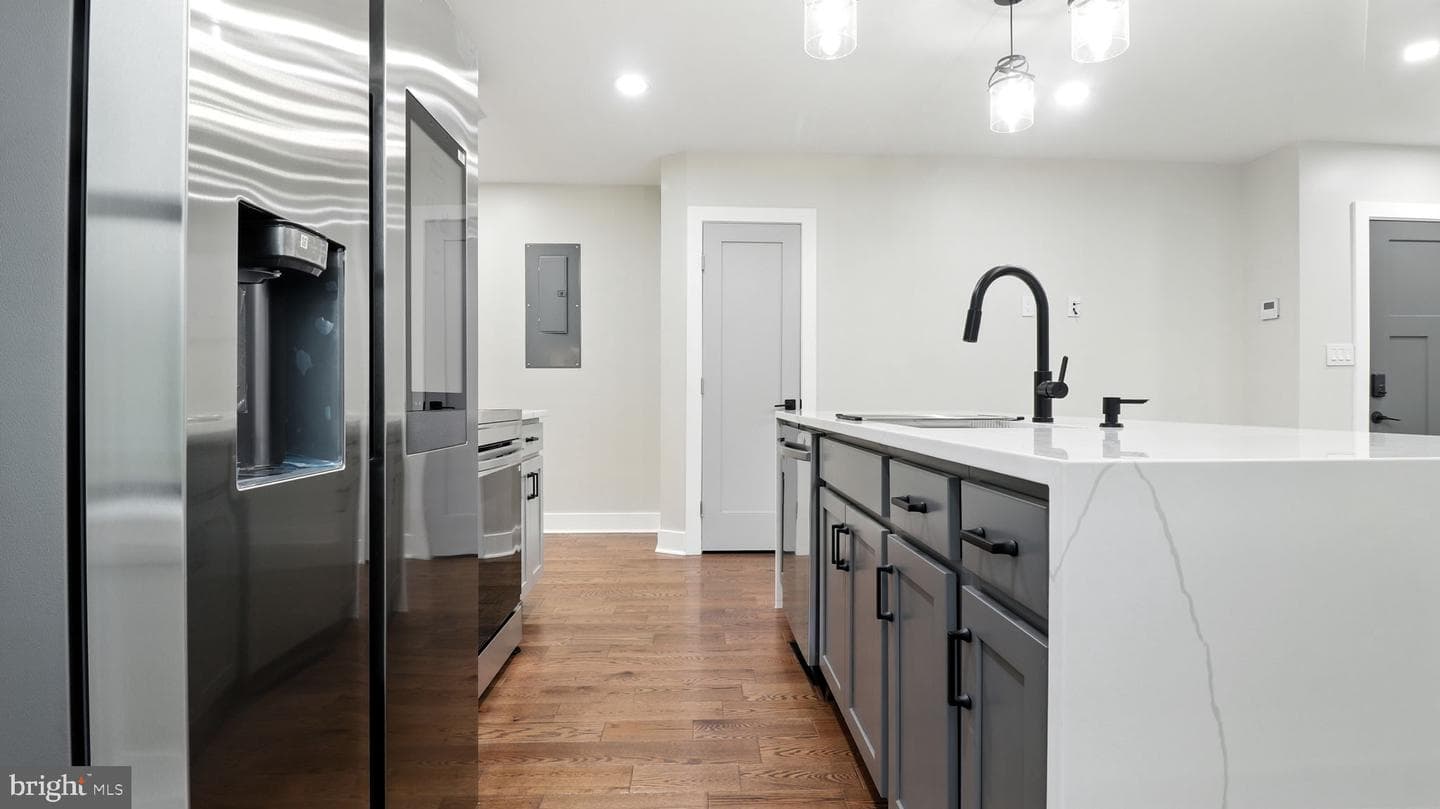 2256 High Street SE #1 photo 11