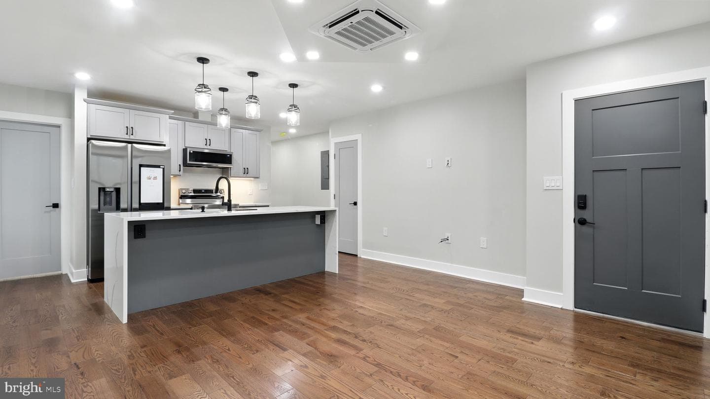 2256 High Street SE #1, Washington