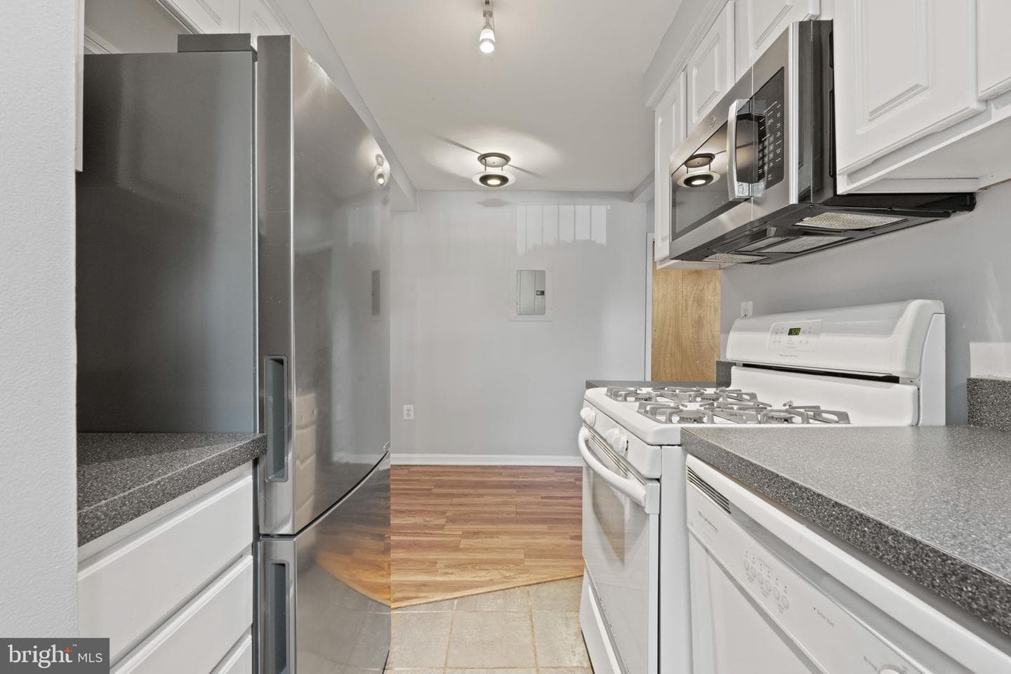 1627 Massachusetts Avenue SE #t1 (#b1) photo 12