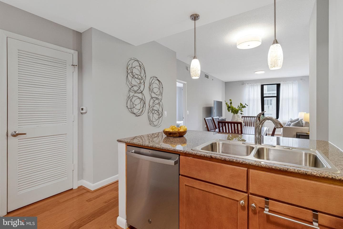 400 Massachusetts Avenue NW #803 photo 10
